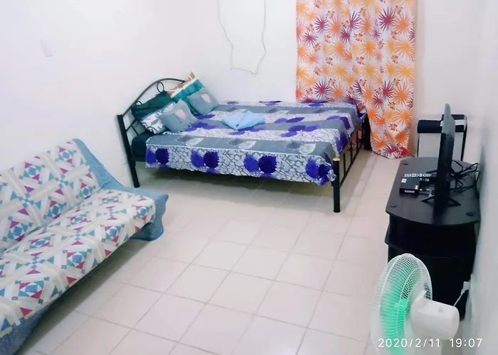 Urban Deca Tondo By Gracey's Place Unit 3 *