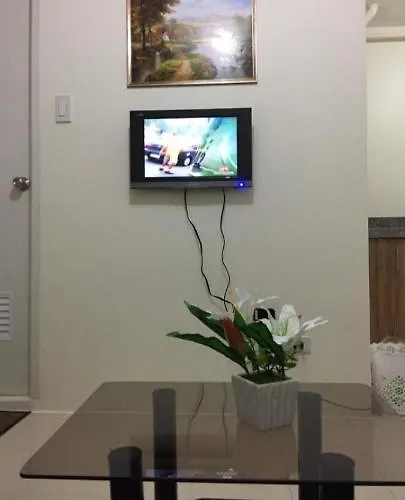 Aparthotel Urban Deca Tondo By Gracey's Place Unit 3 *
